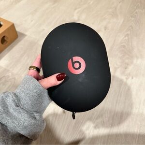 Beats by Dre - Studio 3 Wireless Noise Canceling Headphones